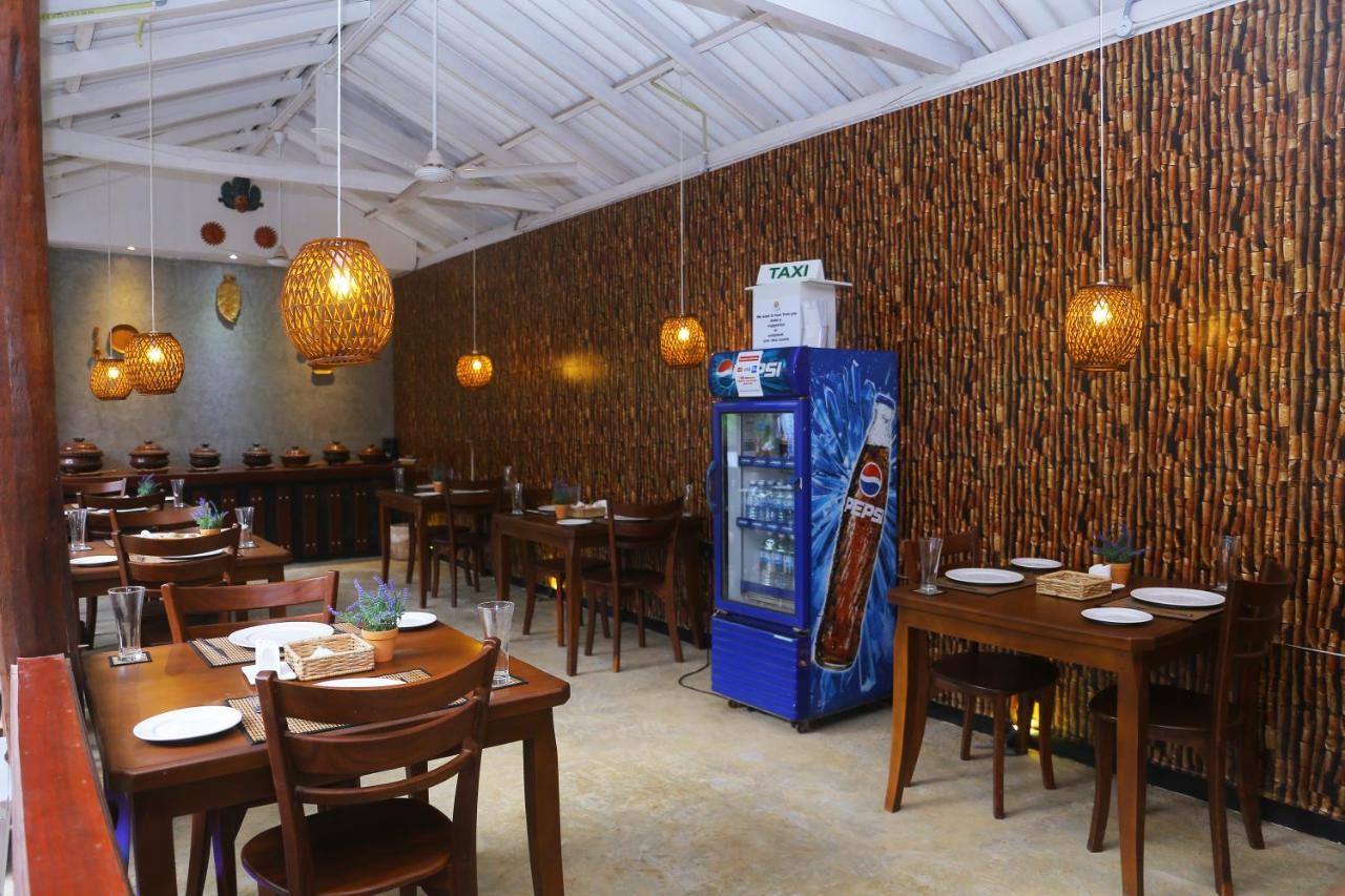 Click Hiriketiya Hotel Dikwella Ngoại thất bức ảnh