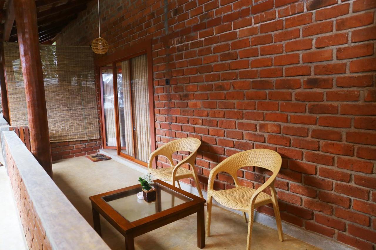 Click Hiriketiya Hotel Dikwella Ngoại thất bức ảnh