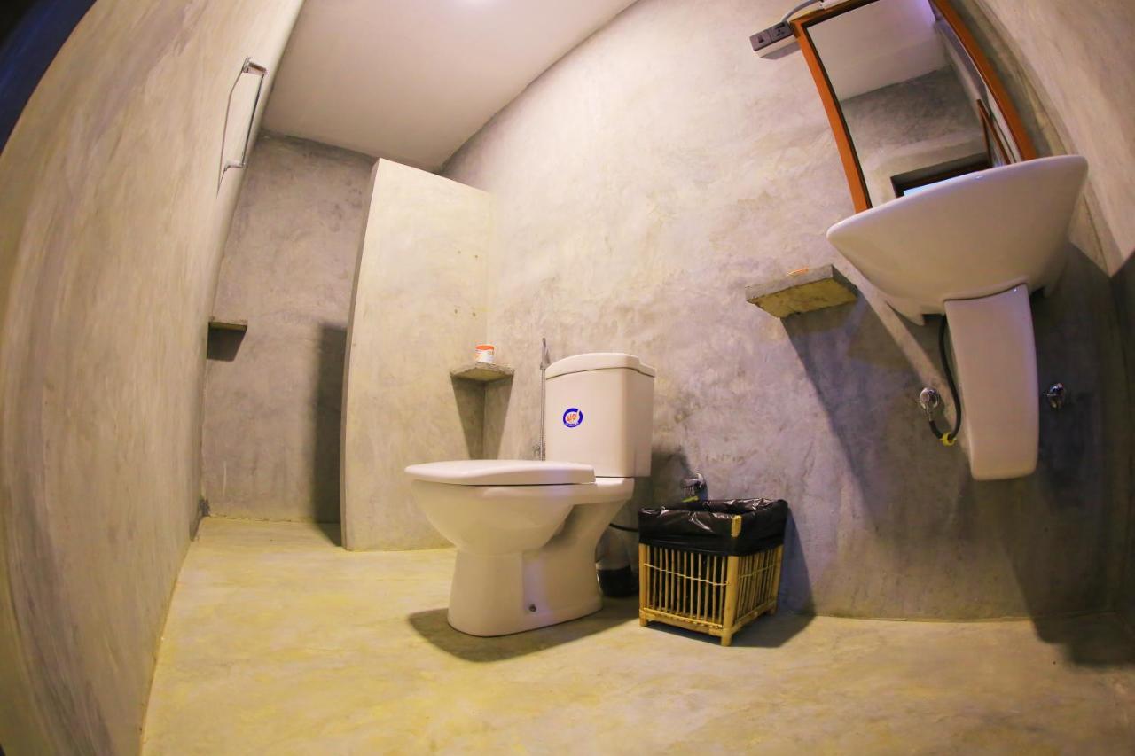 Click Hiriketiya Hotel Dikwella Ngoại thất bức ảnh